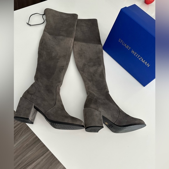 Stuart Weitzman Midland Grey Suede Boots (Never worn) - Picture 3 of 6